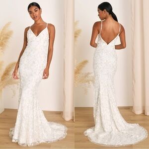 Size M NWT Lulus Vow‎ to Wow White 3D Floral Applique Sequin Maxi Dress